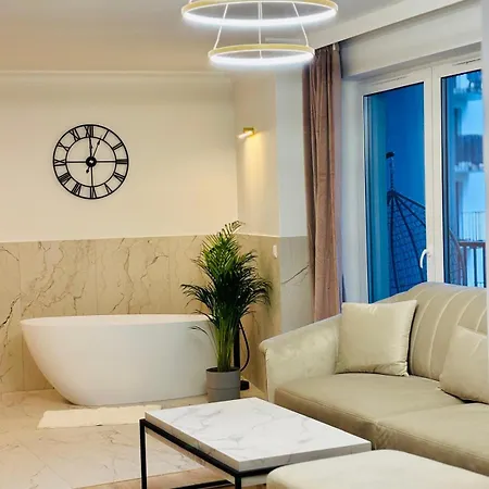 Energyapart Luxury Bath Apartment
